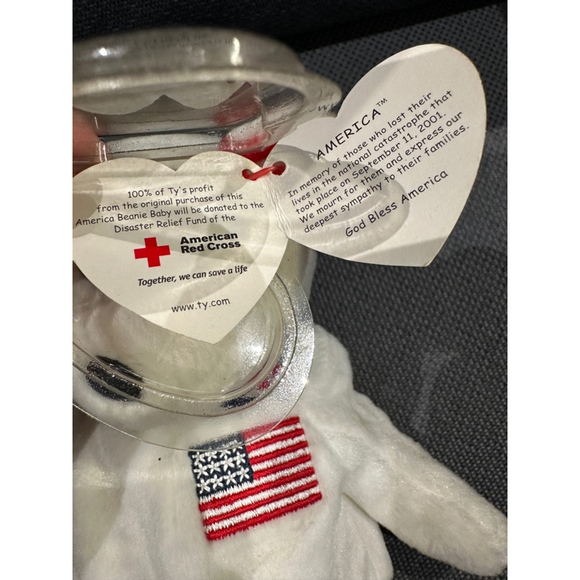 TY AMERICA (WHITE) the BEAR BEANIE BABY - MINT with MINT TAG USA Red Cross - Picture 14 of 16